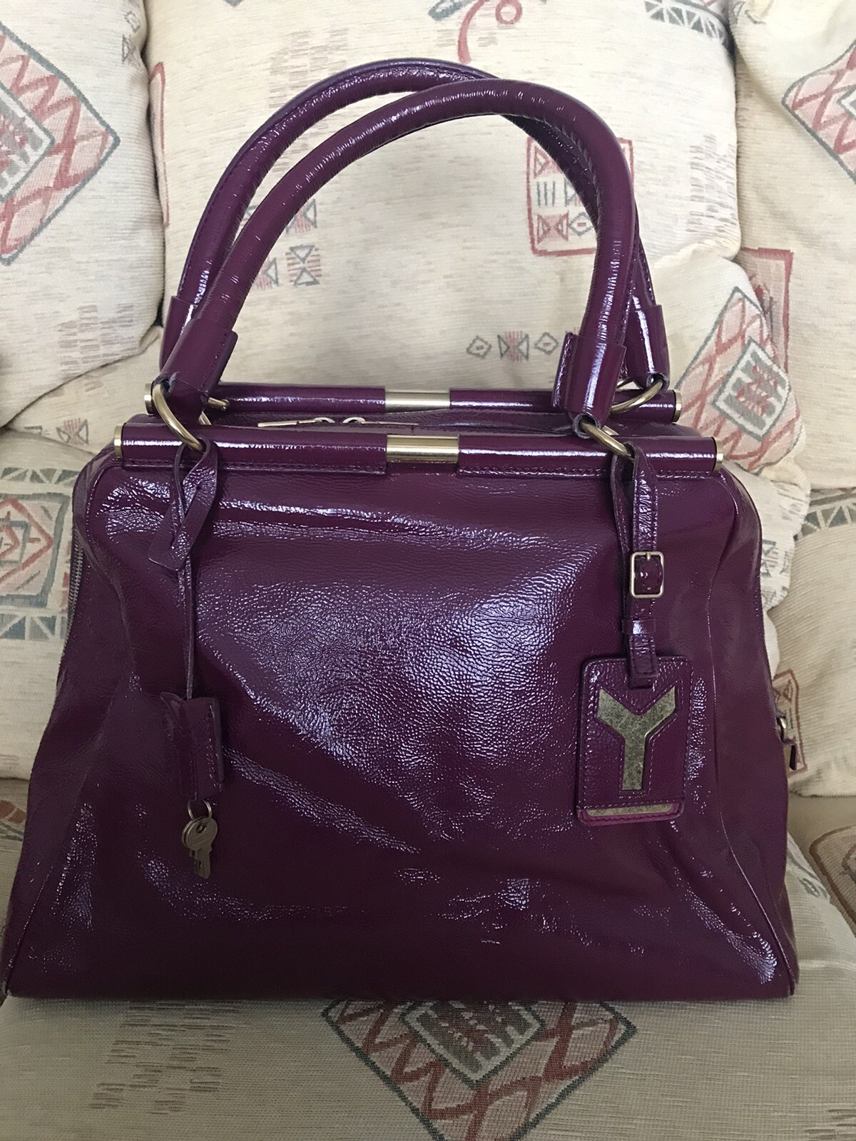 YSL Yves Saint Laurent borsa in pelle verniciata