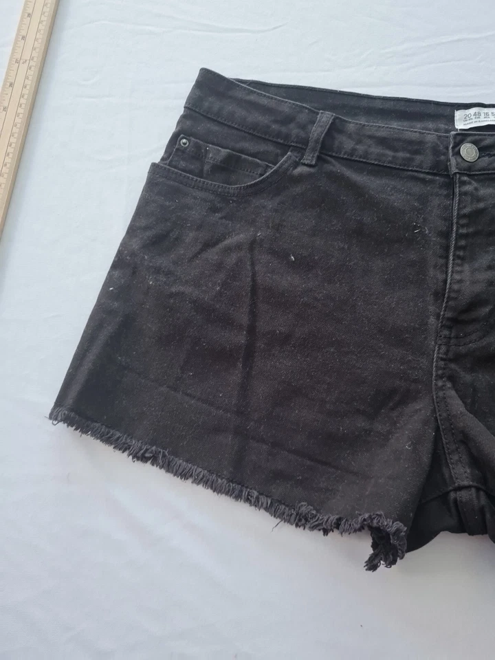 Ladies Denim Shorts Denim Co Size 20 Cutoffs Black 156 - Image 4 of 4