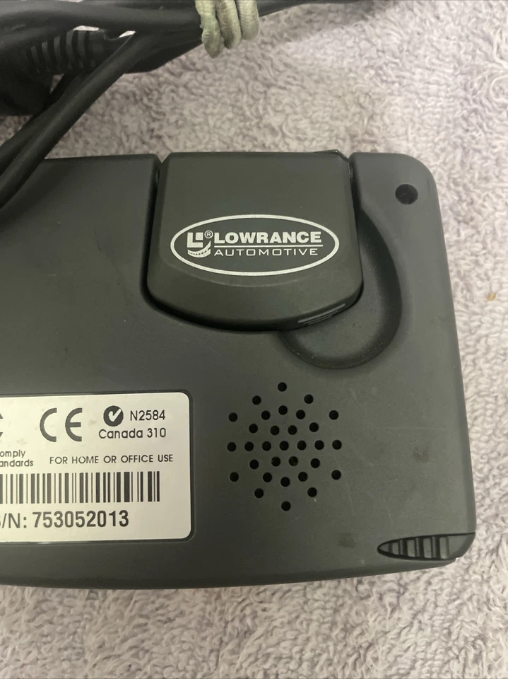 LOWRANCE AUTOMOTIVE iWAY 250c GPS SYSTEM - Image 3 of 4