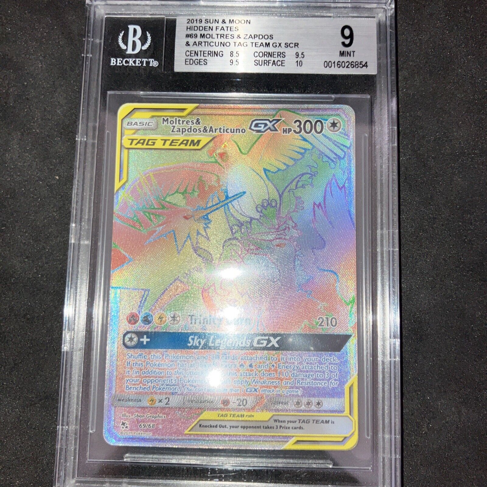 Pokemon TCG - s7D - 026/067 (R) - Galarian Moltres