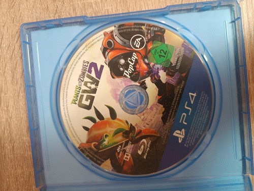 PLANTS VS ZOMBIES GW2 PLAY STATION 4 PS4 FISICO INV-11035 - Imagen 4 de 5