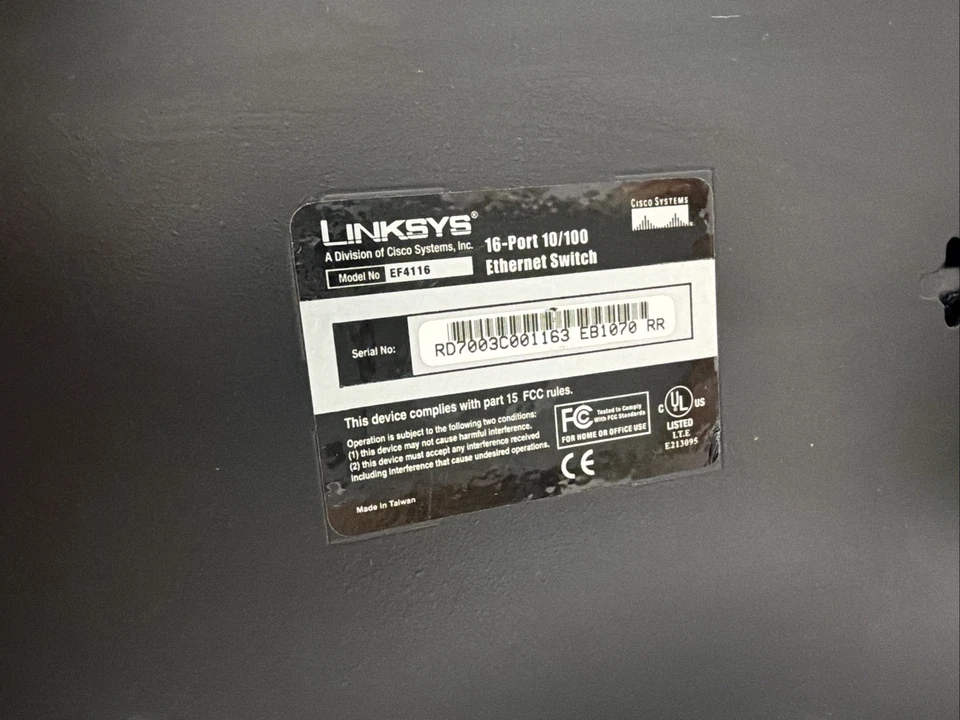 Used Linksys EtherFast 4116 EF4116 16-Port 10/100Mbps Ethernet Switch - Image 3 of 4