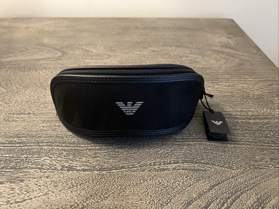 Gafas de sol unisex Emporio Armani ojo de gato Foto 4 de 4