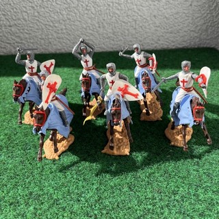 Timpo Toys Crusaders 6 Piece on Horseback Complete Set 1st series