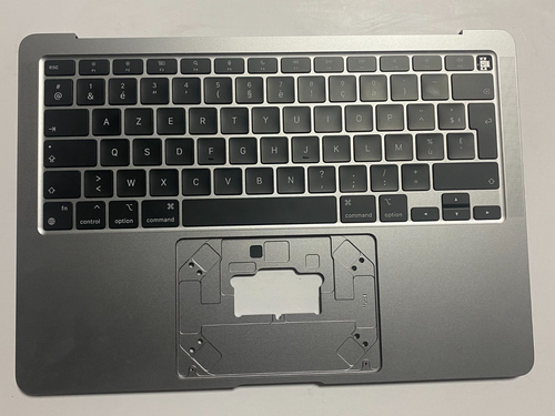 MacBook Pro 13" (M1, 2020) – 256 Go SSD, Clavier QWERTY (US), état Correct Avec Petits Défauts