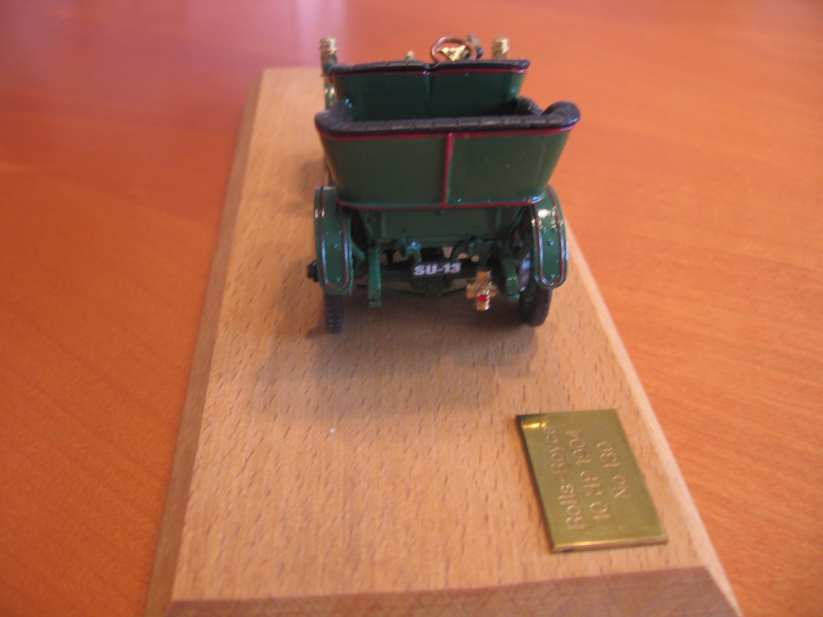 Picture 4 of 8