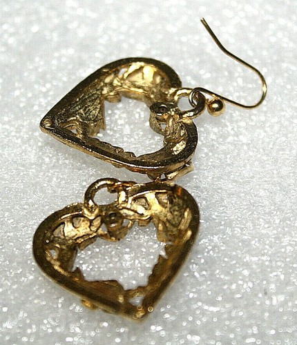 Open Heart Shape Rose Detail Dangle Hook Earrings Goldtone - Picture 2 of 2