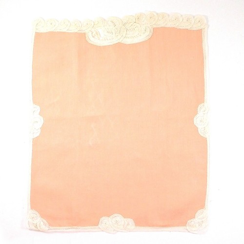 Pair of Vintage Peach Pink Dresser Vanity Scarves Scarf Lace Doilies - Picture 2 of 6