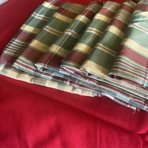 Green Burgundy Yellow Plaid 3/4 Yard x 50” Plus 6 Pieces Each 14” 32” - Picture 4 of 4