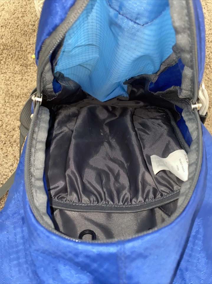 ADVENTURERIDGE Day Hiking Backpack With Camelback Slot - Image 3 of 3