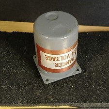 1950's UTC V6596 CT18 360V Round Transformer