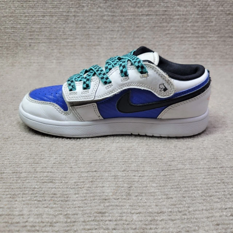 Air Jordan 1 Low ALT SE Sneakers Little Boys 2Y White Lace Up Shoes Kids - Image 3 of 4
