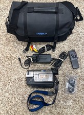 Sony Handycam CCD-TR517 8mm Nightshot Camcorder Video 8 Battery Charger Working