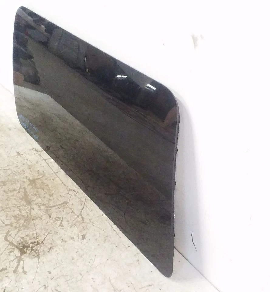 Vidrio de ventana de cuarto trasero izquierdo móvil eléctrico | Se adapta a Ford Excursion 2000-2005 Foto 2 de 4