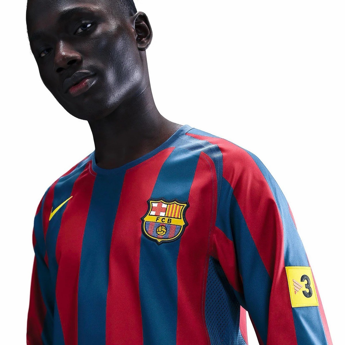 Nike FC Barcelona 2005/06 Reissue Home Jersey Size L Long Sleeve