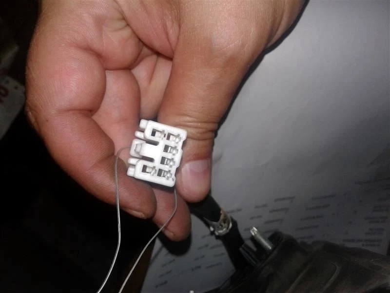 Passenger Side View Mirror Power Non-heated Fits 03-08 MAZDA 6 58800 - Image 3 of 4