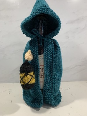 Von den Verrätern inspirierter Umhang handgestrickt Weinflaschenhülle