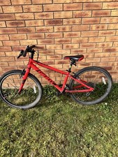Giant ARX 24 Kids Bike Red Great bike happy to ship 