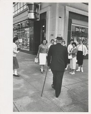 ORIGINAL PHOTOGRAPH OF HARRY TRUMAN ON AN EARLY MORNING WALK IN #163052