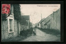 Old postcard Longnes, Rue de la Lombardie 1926 