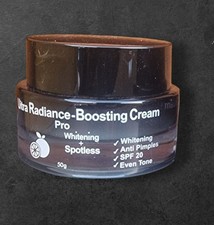 Ulra Radiance Boosting Lightening & Glowing  Cream