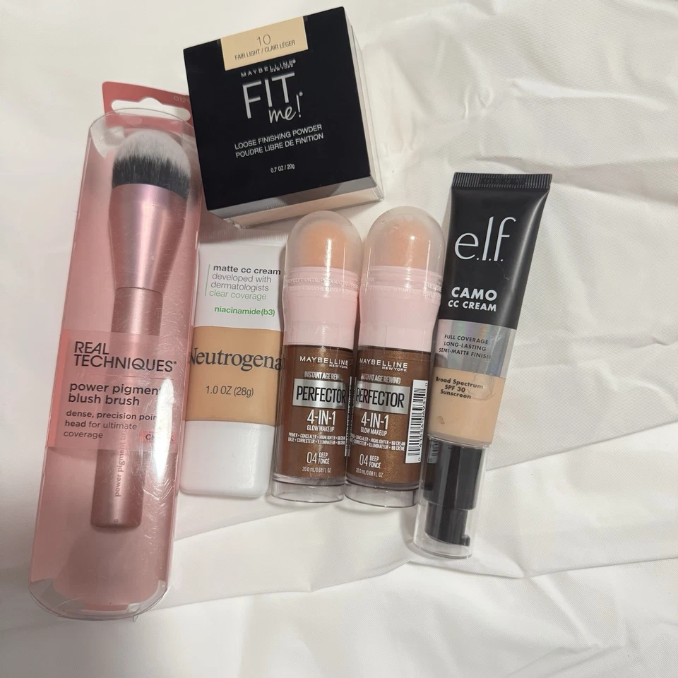 Productos de maquillaje de diferentes marcas Foto 2 de 4