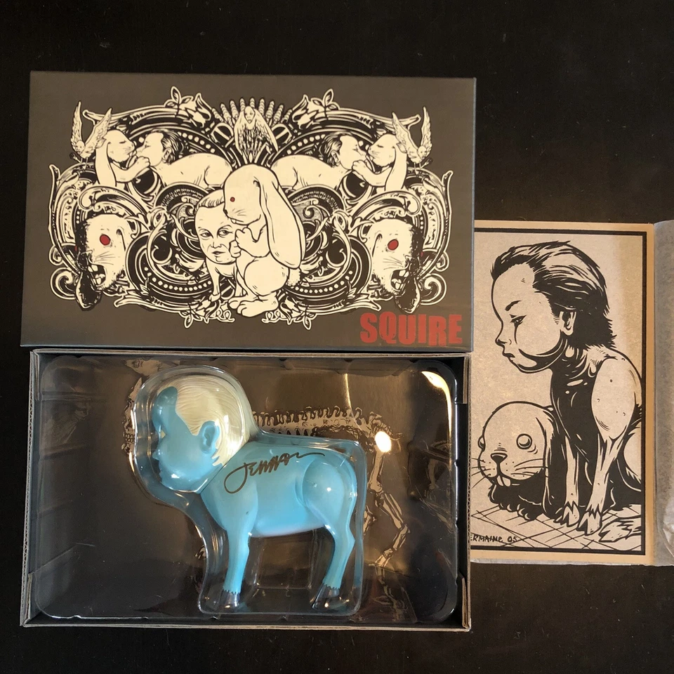 [REMARQUED~1of40] Jermaine Rogers - ‘SQUIRE The Templer' BLUE w/ GID EYES Figure - Image 2 of 4