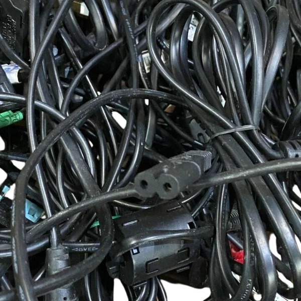 JOBLOT x 50 MIX SIZE FIGURE 8 EIGHT MAINS C7 UK 2 PIN POWER LEAD - Image 4 of 4