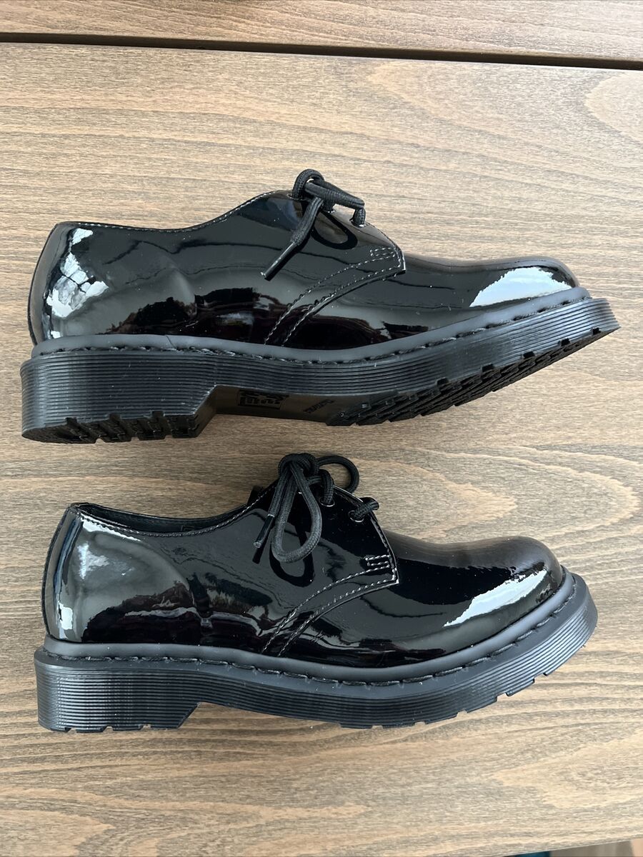 DR. MARTENS 1461 MONO BLACK PATENT LEATHER SHOES WOMENS SIZE DR. MARTENS 1461 MONO BLACK PATENT LEATHER SHOES WOMENS SIZE