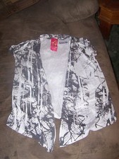 Julies Closet Light Jacket Size L Nwt $18 Whites & Greys