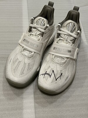 BECKETT COA KYRIE IRVING Signed Autographed Anta Kai