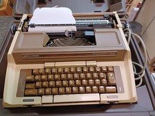 Smith Corona Coronomatic 2500 Electric Typewriter In Case Tested  -See Photos thumbnail