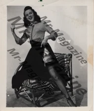 Brunette Lingerie Model 4"x5" Photo Vintage Sexy Cheesecake Risqué Pinup QB-42