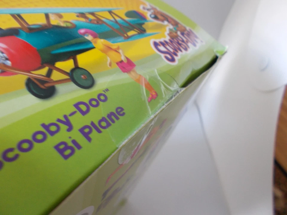 Revell Scooby Doo Bi Plane with 3 Figures Model Kit NEW IN BOX 85- 1995 - Image 4 of 4