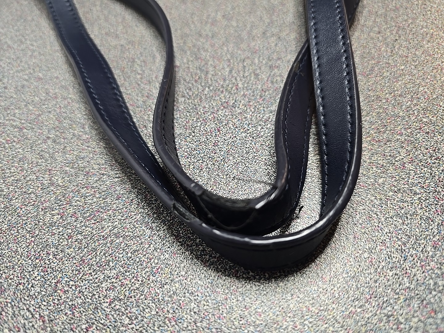 Womans Kate Spade Navy Blue Bow Handbag  With Gold Accents thumbnail 7