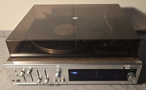 Toshiba SM-390 Radio und Plattenspieler Bastler Ersatzteilspender E003-146