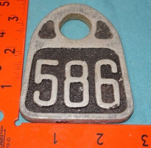 TWO SIDED # 586 = VINTAGE HASCO ALUMINUM DAIRY CATTLE FARM COW TAG NEWPORT KY
