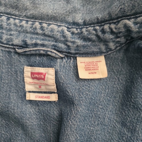 VTG Levi's M Men's Denim Shirt Western Red Tab Blue Pearl Snaps GUC - Picture 3 of 4