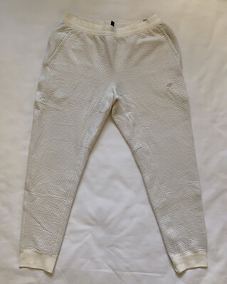 Nike NSW Therma-Fit ADV Tech Pack Pants Size Medium Sail/Light Bone DD6625-133
