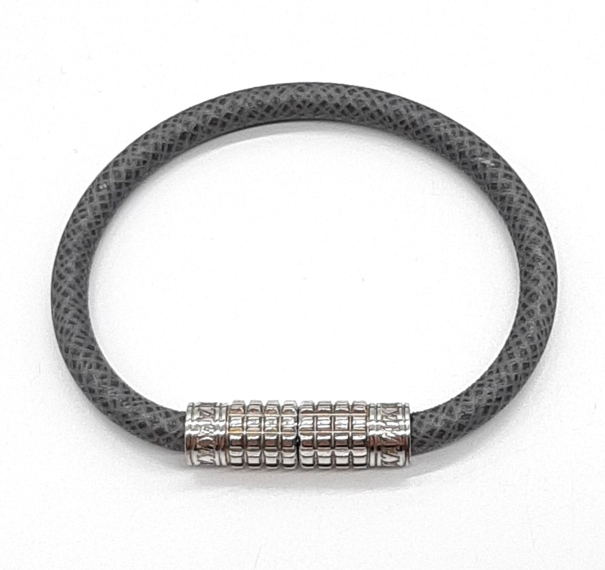 アクセサリー Louis Vuitton M10993 Taiga アクセサリー Louis Vuitton M10993 Taiga LOUIS VUITTON key