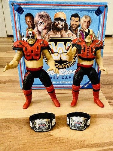 WWE Legion of Doom Hawk & Animal Jakks Signature Series Figures w/ Belts – NM! - Picture 3 of 5