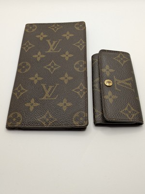 Authentic Louis Vuitton  Monogram Wallet and Key Holder 