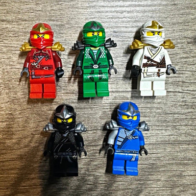 LEGO NINJAGO Legacy Minifigure Lot of 5 Kai Lloyd Zane Cole Jay 71702