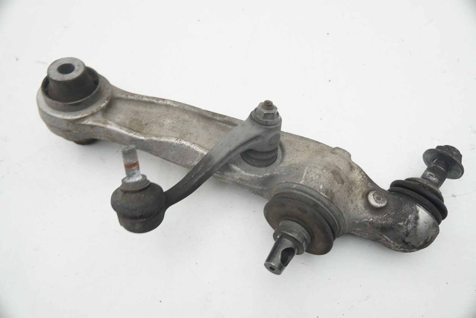 Front Right Lower Rearward Control Arm 31126782182 OEM Rolls Royce Ghost 2010-19