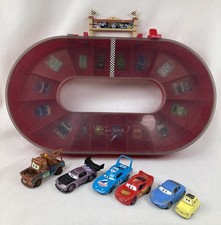 Disney Pixar Cars Oval Carrying Case That Doubles As Race Track 6 Diecast Cars