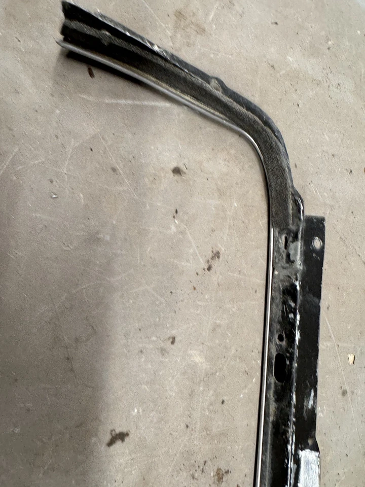 Dodge Charger 1966-1967 cuarto panel ventana vidrio fieltro cinturón moldura Barracuda Foto 2 de 4