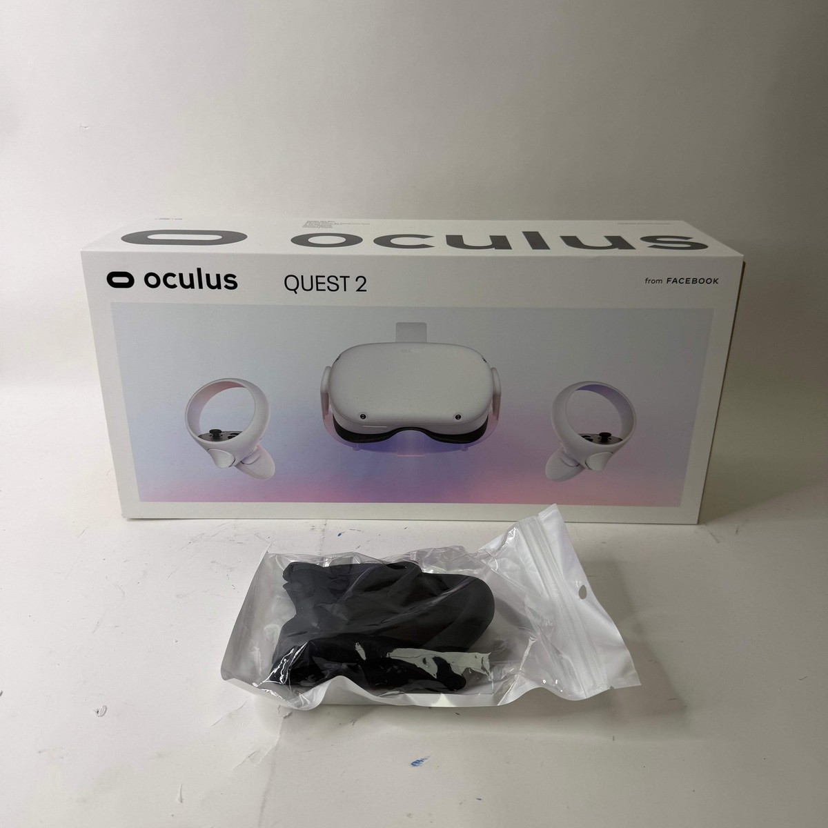 Oculus Quest 2 256GB Standalone All-in-One VR Headset KW49CM for