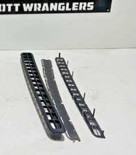 97-02 Jeep Tj Wrangler Hardtop Hard Top Driver Left Exhauster Vent Trim 55036307 97-02 Jeep Tj Wrangler Hardtop Hard Top Driver Left Exhauster Vent Trim 55036307