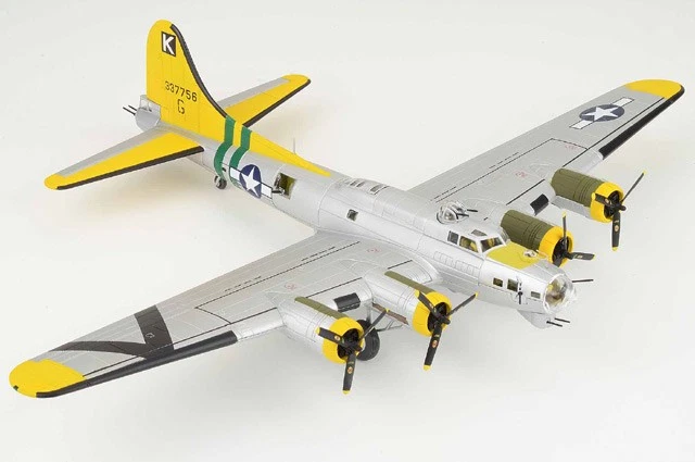 AA33321 Corgi B-17G Flying Fortress 1/72 Model Milk Wagon USAAF 447th BG, 708th - Image 2 of 2