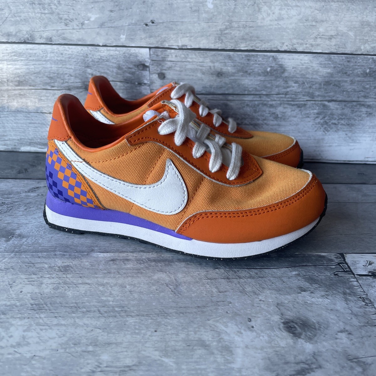 Nike Kid's Player One Wally Waffle Logo Orange Shoes Size Kid's